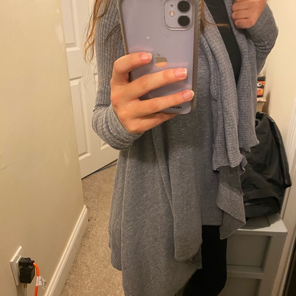 Splendid Cardigan - Picture 2 of 4